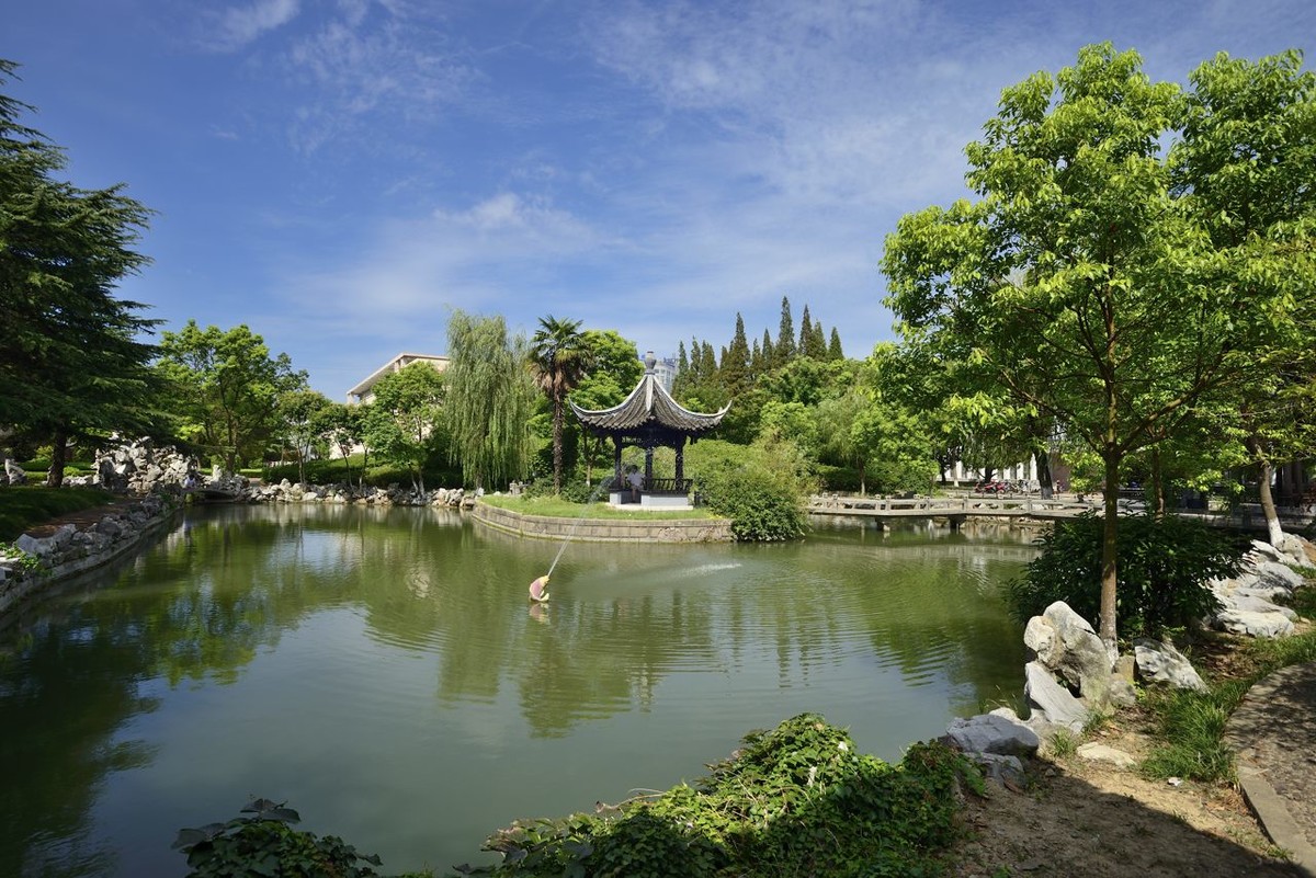 盐城师范学院---景范亭