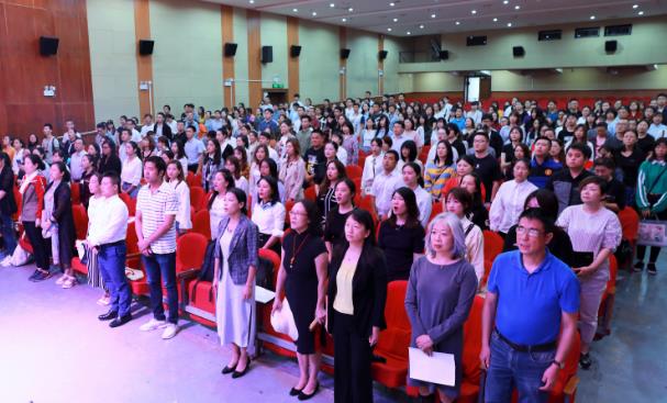 华东师大网络教育新生开学典礼举行